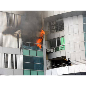 Major fire breaks out at BSEL tower in Vashi, no casualties